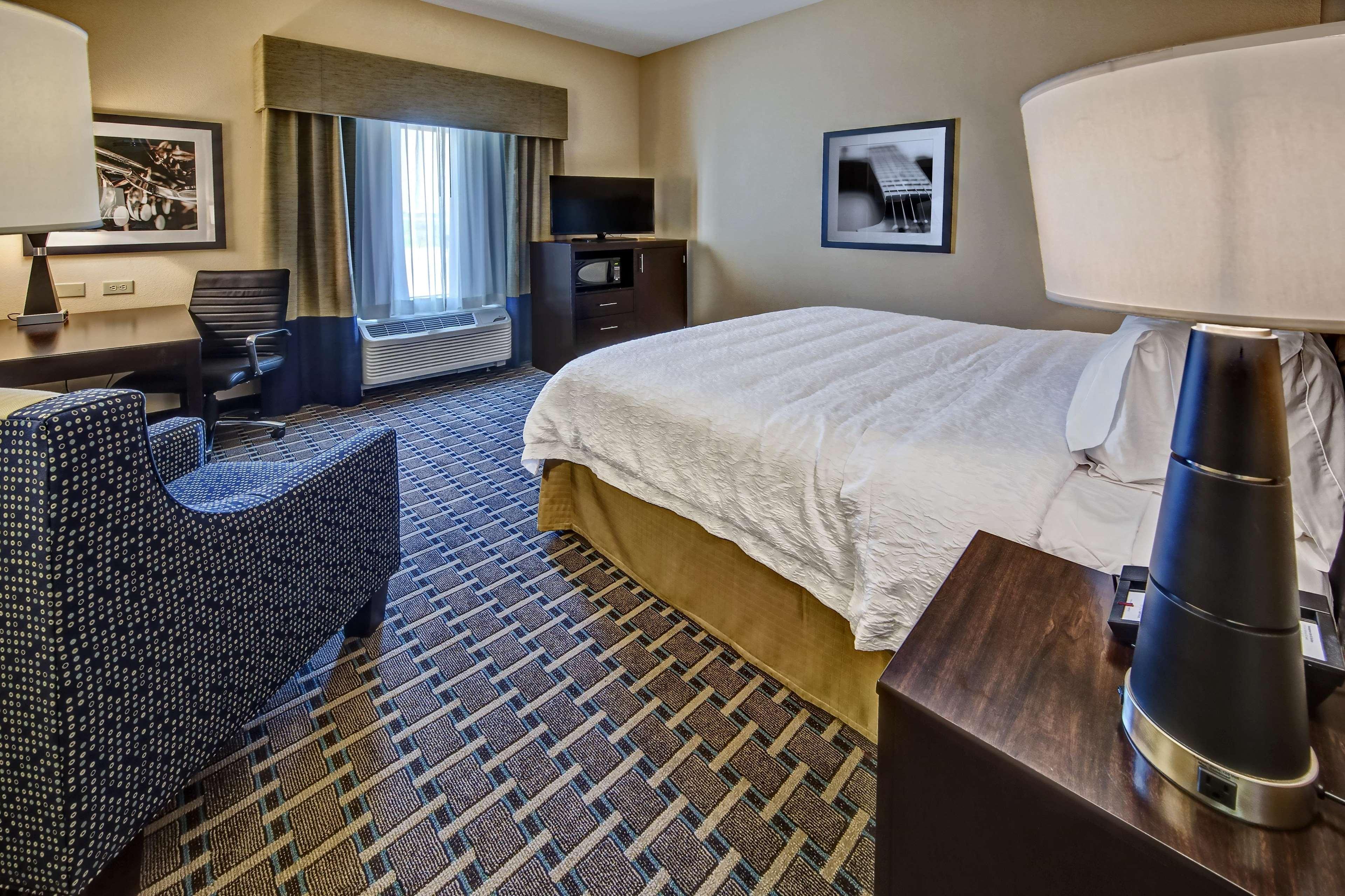 Hampton Inn Indianola Eksteriør bilde