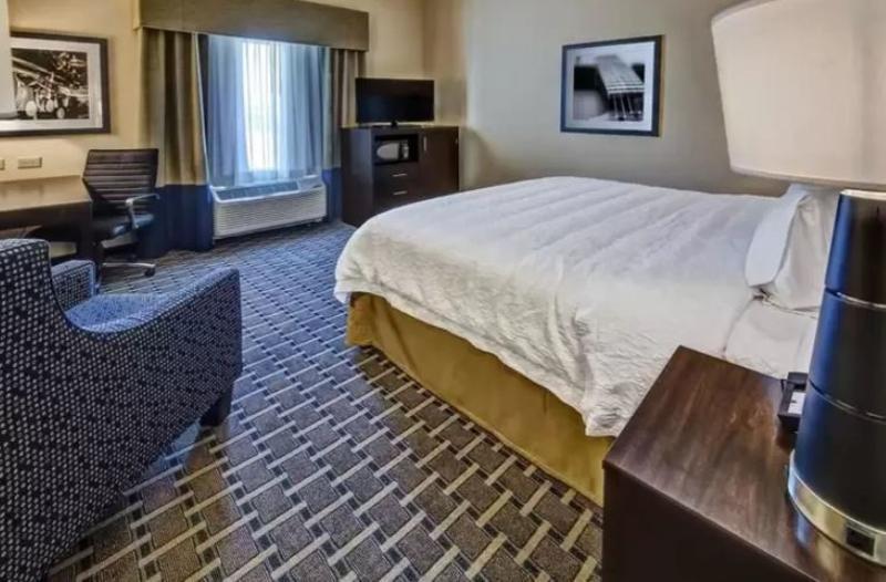 Hampton Inn Indianola Eksteriør bilde